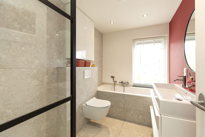 Foto 12 van Van Limburg Stirumstraat 29