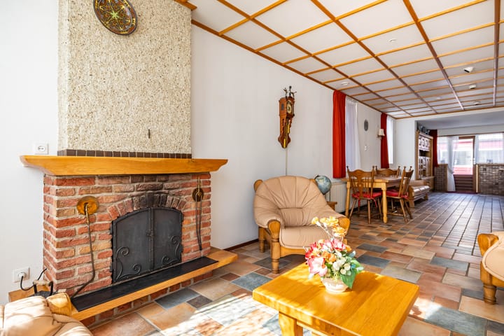 Foto 8 van Helper Kerkstraat 20