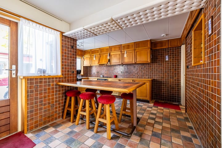 Foto 14 van Helper Kerkstraat 20