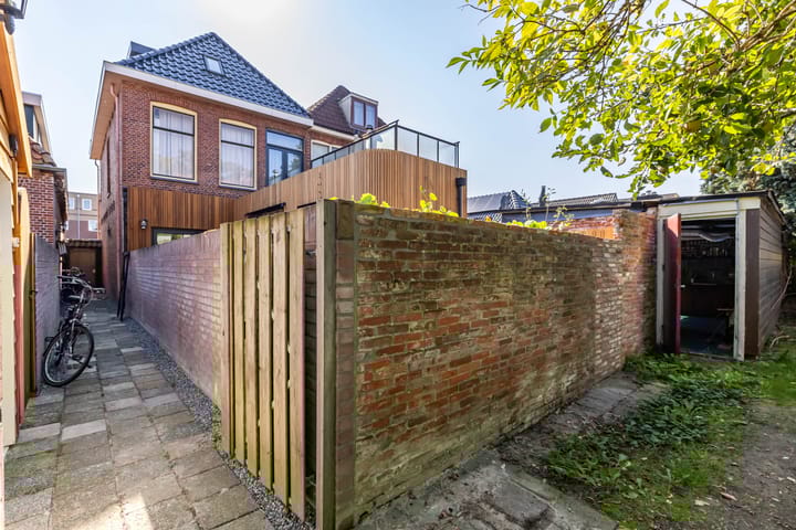 Foto 52 van Helper Kerkstraat 20