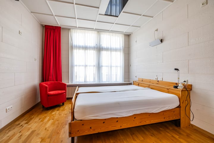 Foto 28 van Helper Kerkstraat 20