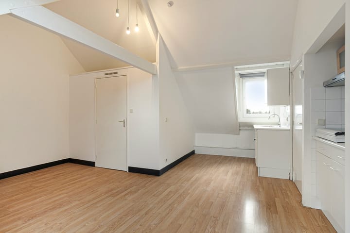 Foto 6 van Jacob Catsstraat 86-B02