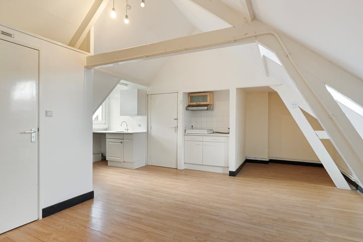 Foto 12 van Jacob Catsstraat 86-B02