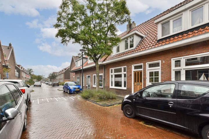 Foto 2 van Borneostraat 50