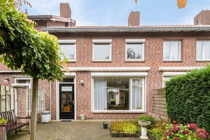 Bekijk foto 30 van Hertog Janstraat 3