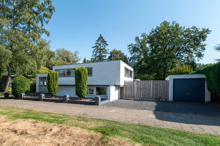 Foto 3 van De Ruyterstraat 6