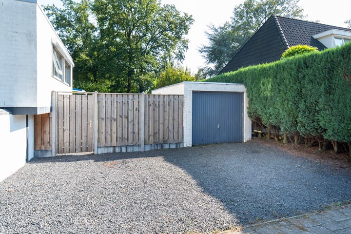 Foto 4 van De Ruyterstraat 6