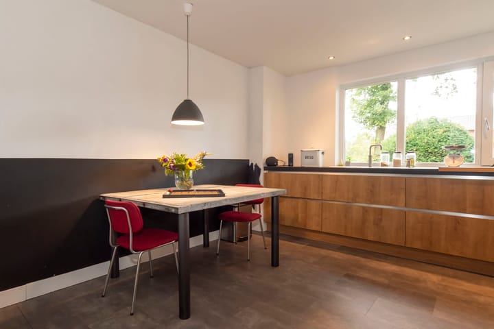 Foto 15 van De Ruyterstraat 6