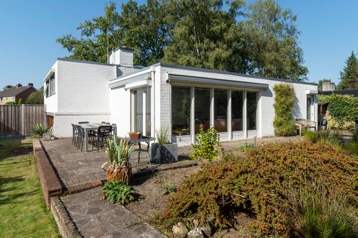 Foto 37 van De Ruyterstraat 6