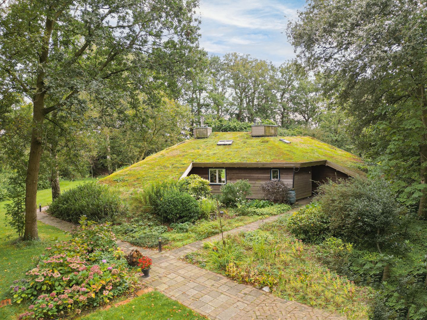 Foto 1 van Rustenburgstraat 1