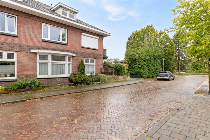 Bekijk foto 32 van Haerstraat 2