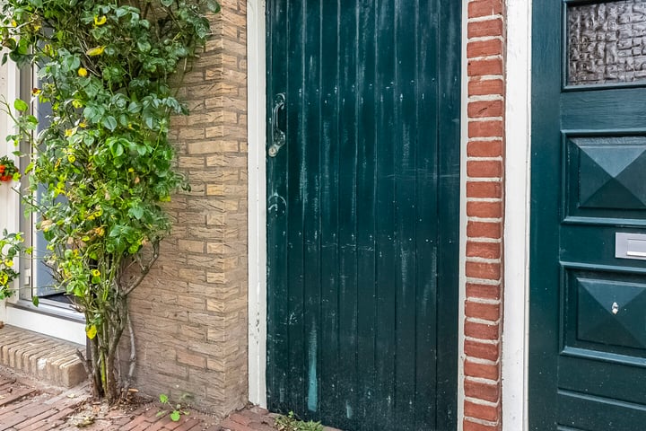 Bekijk foto 39 van Koningdwarsstraat 69