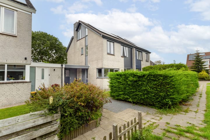 Foto 5 van A S Talmaplein 43