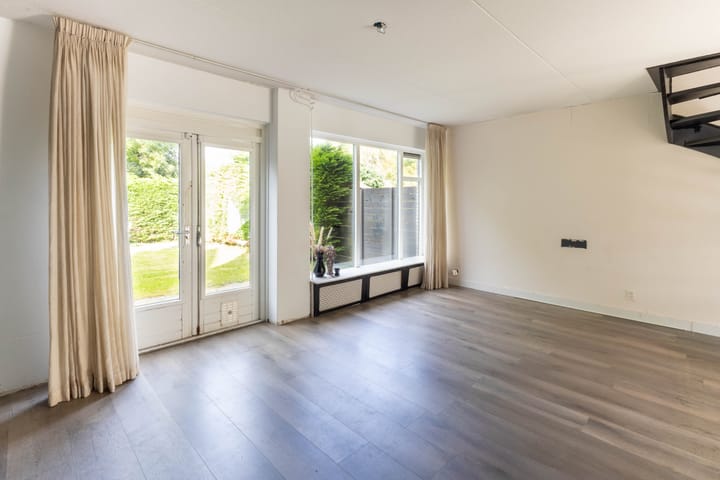 Foto 10 van A S Talmaplein 43