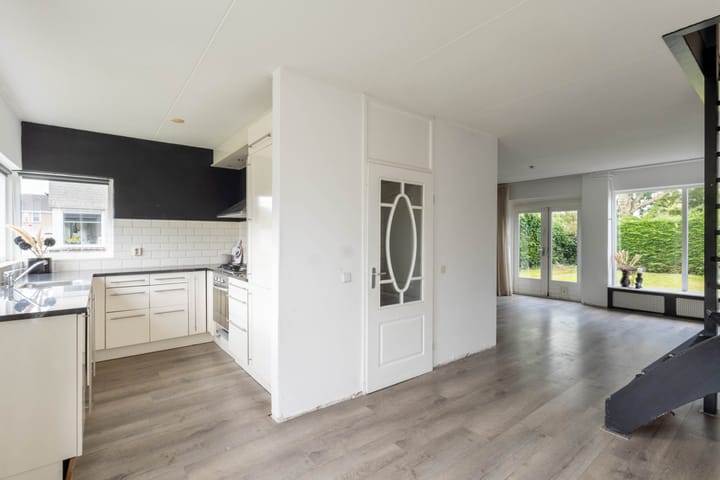 Foto 13 van A S Talmaplein 43