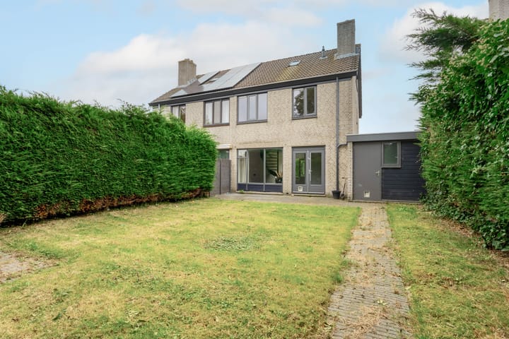 Foto 29 van A S Talmaplein 43