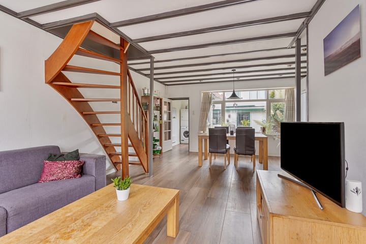 Foto 2 van Emmastraat 15