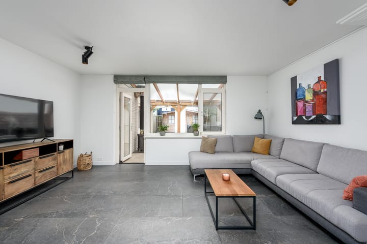 Foto 10 van L.C. van der Vlugtstraat 32