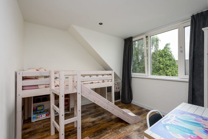 Foto 32 van L.C. van der Vlugtstraat 32