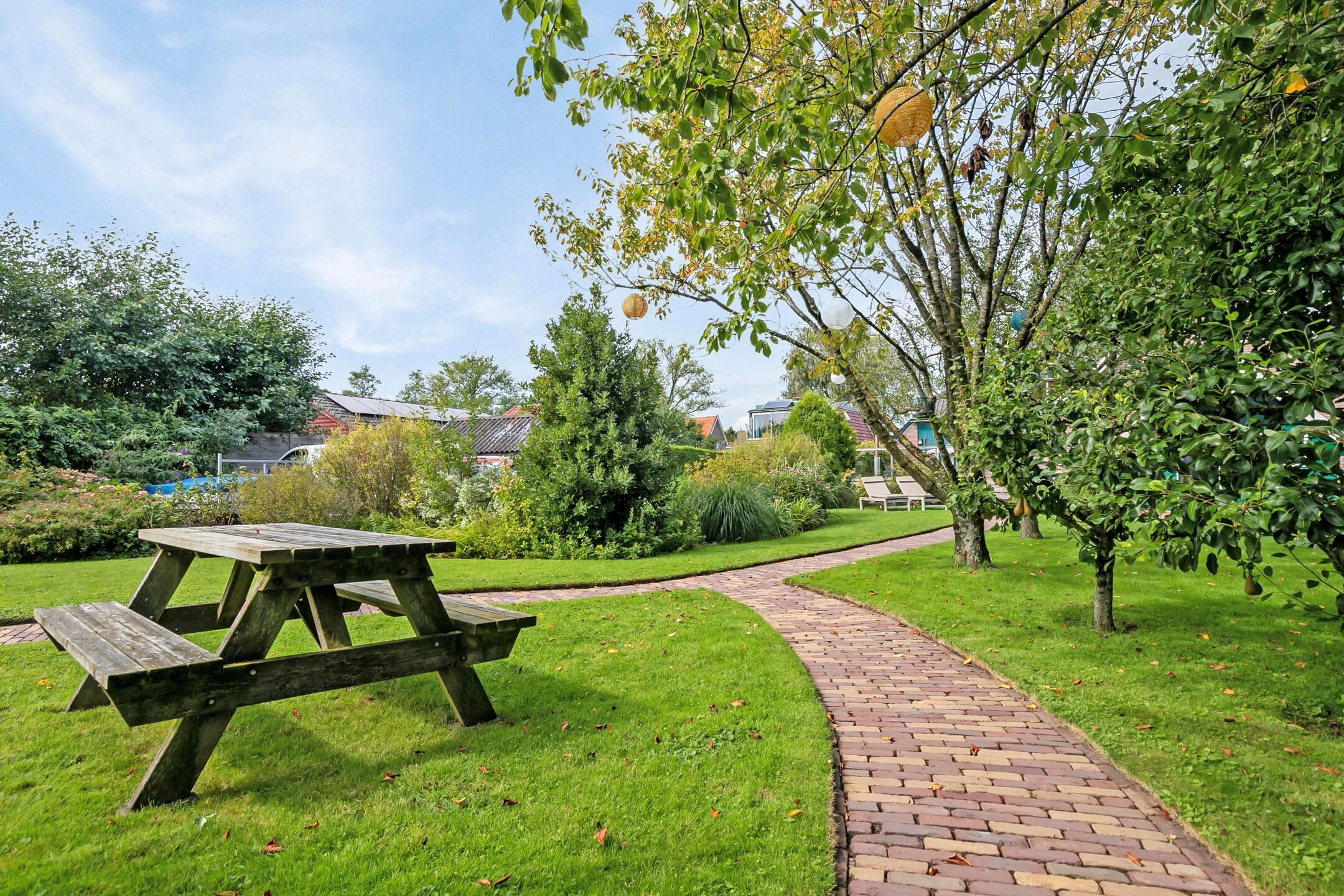 Foto 81 van Oostwouder Dorpsstraat 16