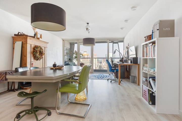 Foto 2 van Kruisplein 1018