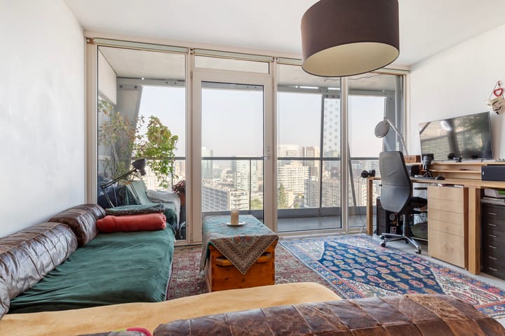 Foto 14 van Kruisplein 1018