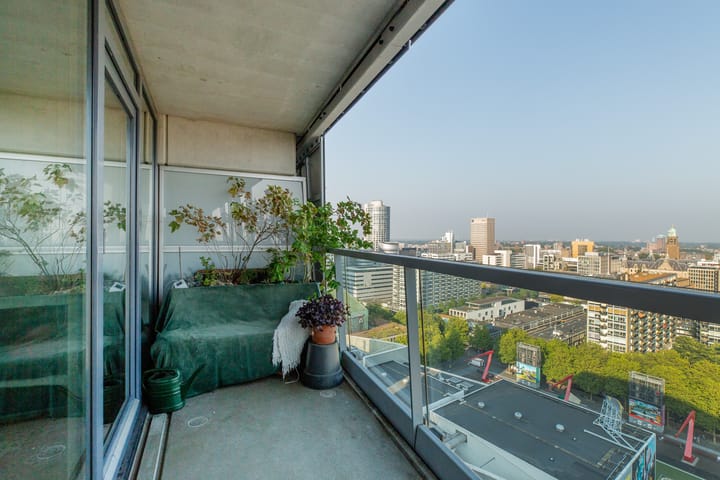 Foto 33 van Kruisplein 1018