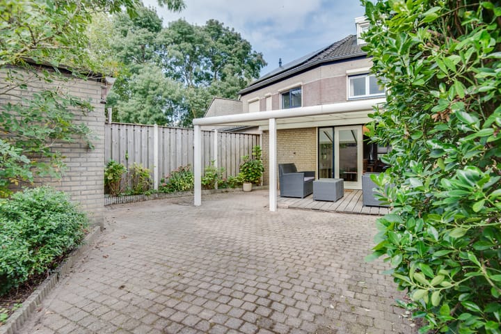 Foto 25 van Den-Uylborch 28