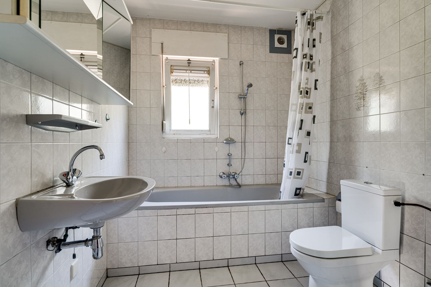 Photo 19 of Melkweg 2-91