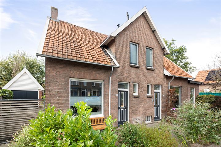 View photo 21 of Diepenveenseweg 39