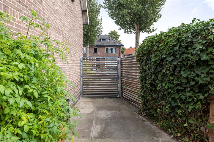 View photo 30 of Diepenveenseweg 39