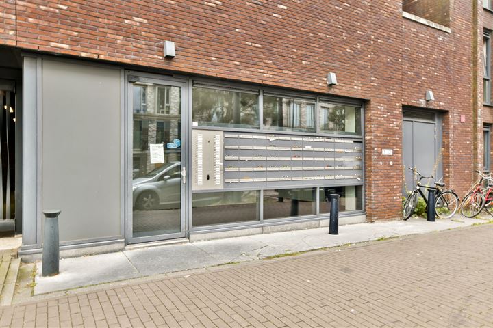 Bekijk foto 16 van Julius Pergerstraat 107