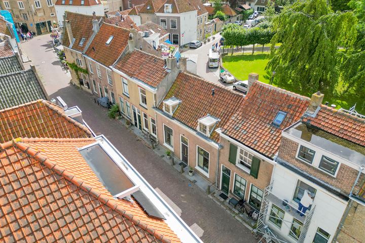 View photo 32 of Langestraat 3