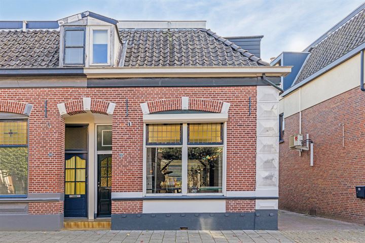 View photo of Grotestraat 17