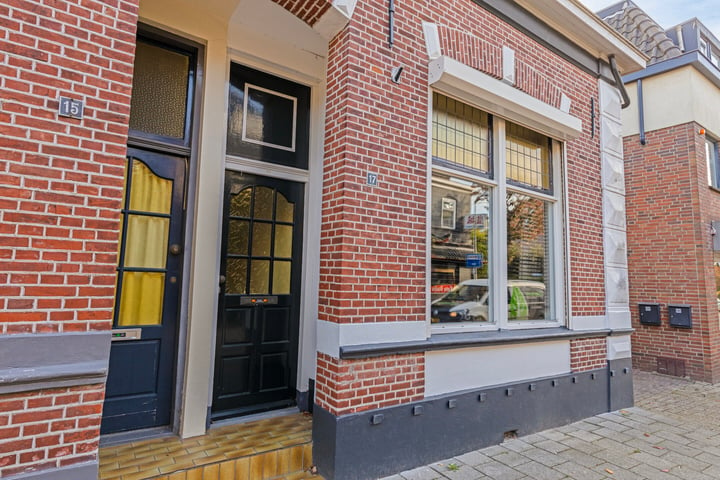 Bekijk foto 30 van Grotestraat 17