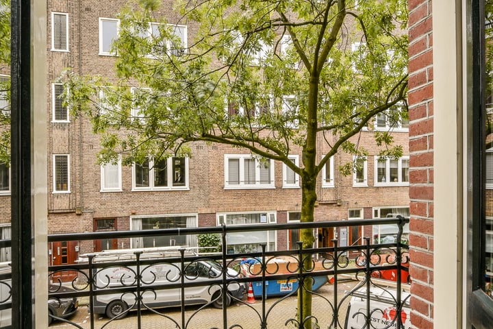 Bekijk foto 11 van Cornelis Trooststraat 57-1