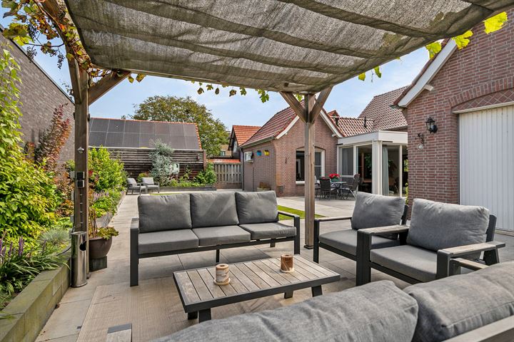 View photo 40 of Dorpstraat 40