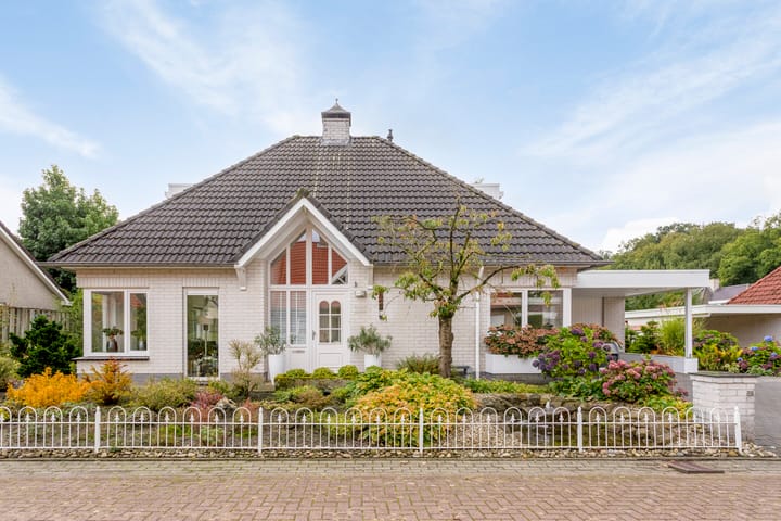 Foto 1 van Weerninklanden 28