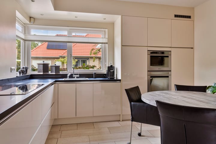 Foto 2 van Weerninklanden 28