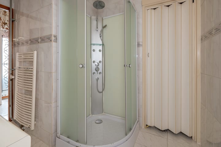 Photo 13 of Hoge Larenseweg 249