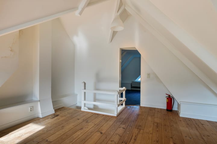 Foto 31 van Oosterstraat 27