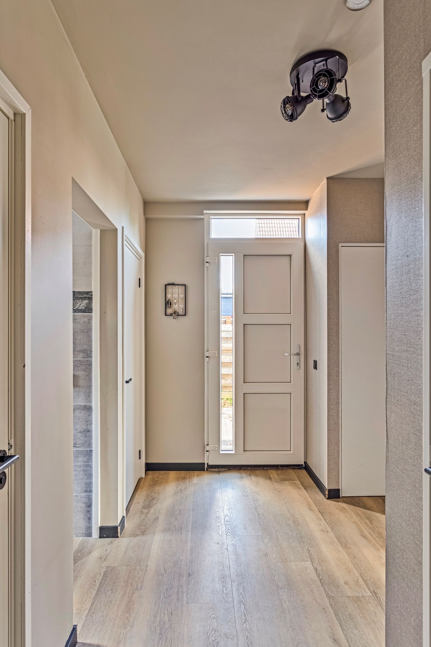 Photo 4 of Beatrixstraat 65