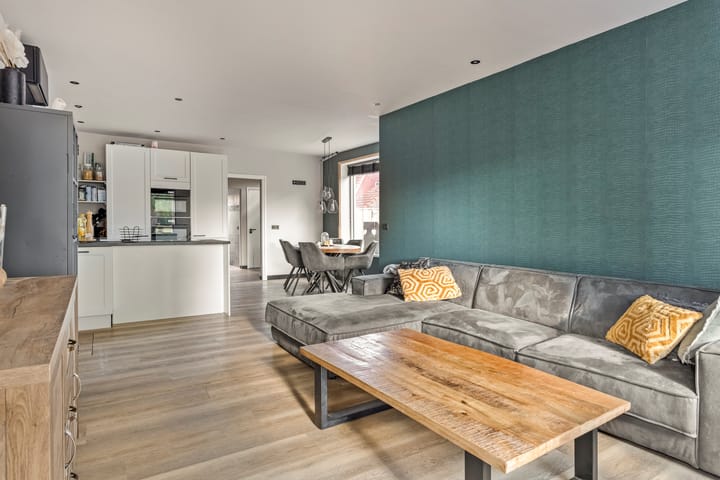 Photo 11 of Beatrixstraat 65