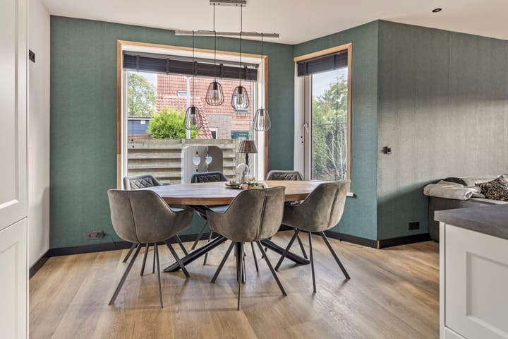 Photo 18 of Beatrixstraat 65