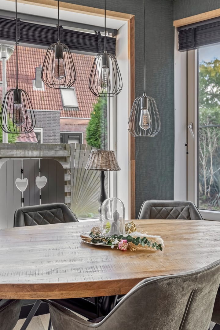 Photo 19 of Beatrixstraat 65