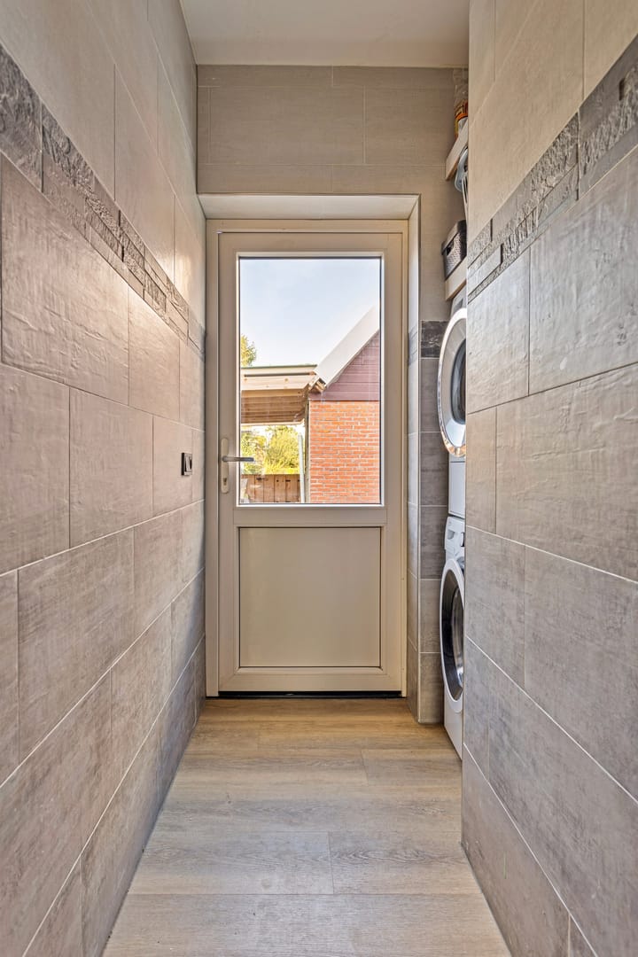 Photo 25 of Beatrixstraat 65