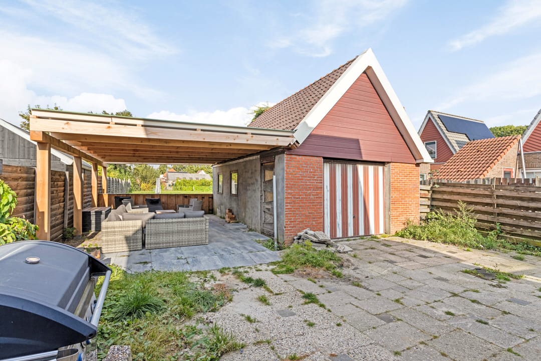 Photo 43 of Beatrixstraat 65