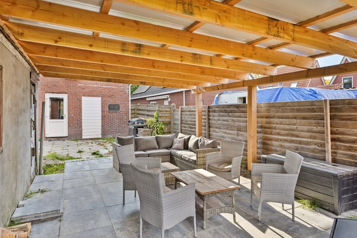 Photo 46 of Beatrixstraat 65