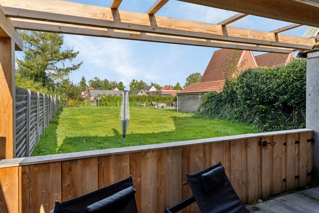 Photo 47 of Beatrixstraat 65