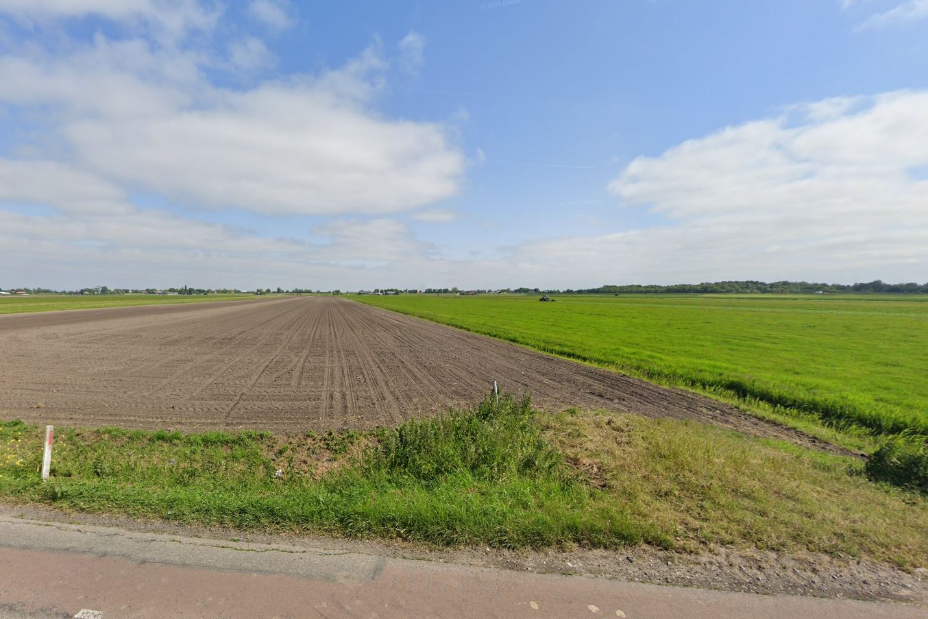 Bekijk foto 1 van Vriezenweg